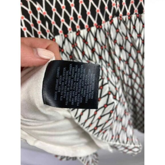 Deletta Anthro Pleated Top - Picture 3 of 4